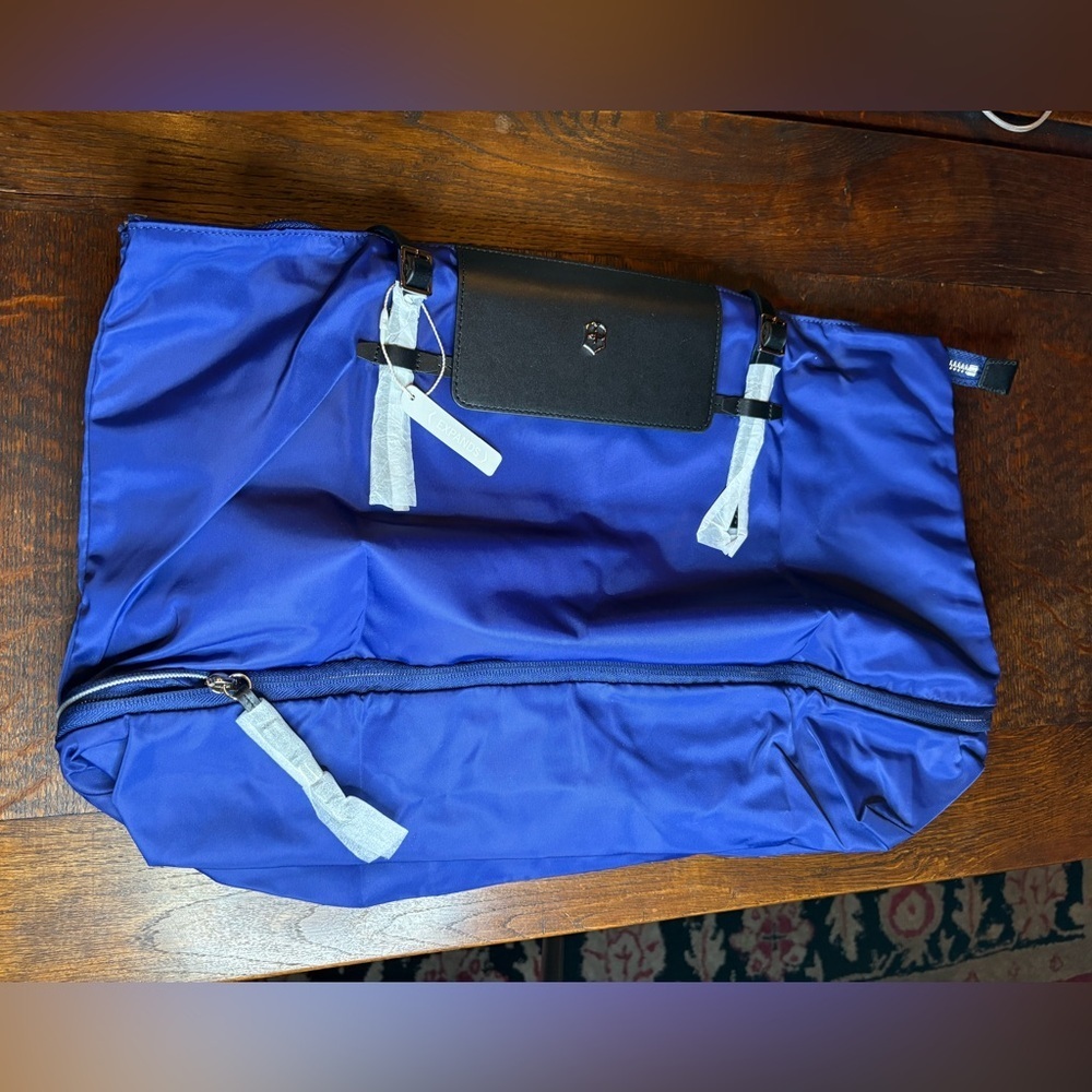 NWT Victorinox Victoria Aspire Expandable Foldable Tote - ‘Midnight Blue’ - Picture 5 of 8